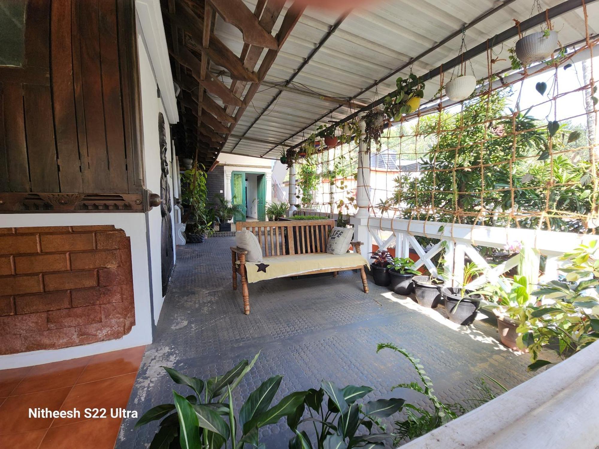 Kairali Palace Home Stay Thekkady Zewnętrze zdjęcie